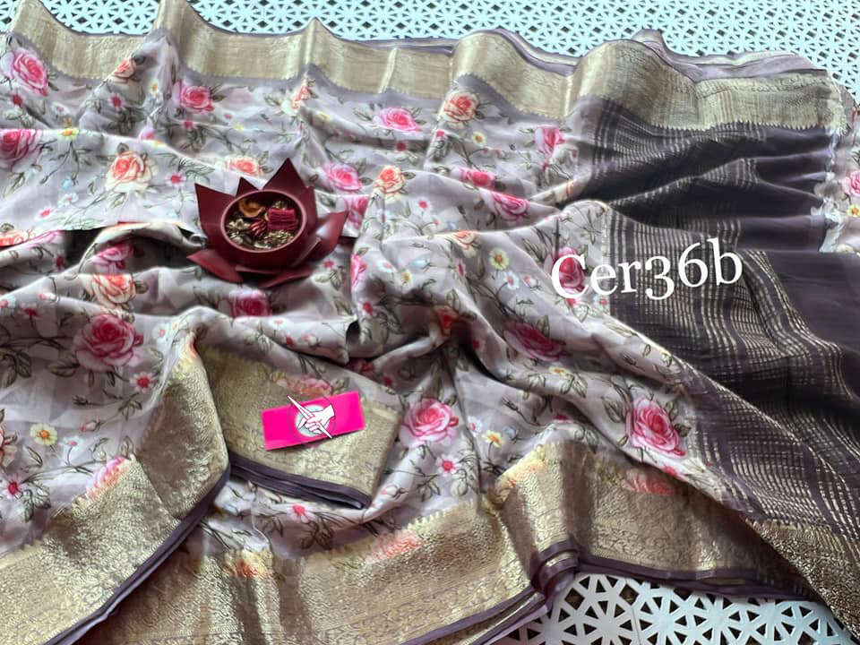 Trendy Grey Crepe Georgette Saree Digital Printed Soft Silk With Blouse Set