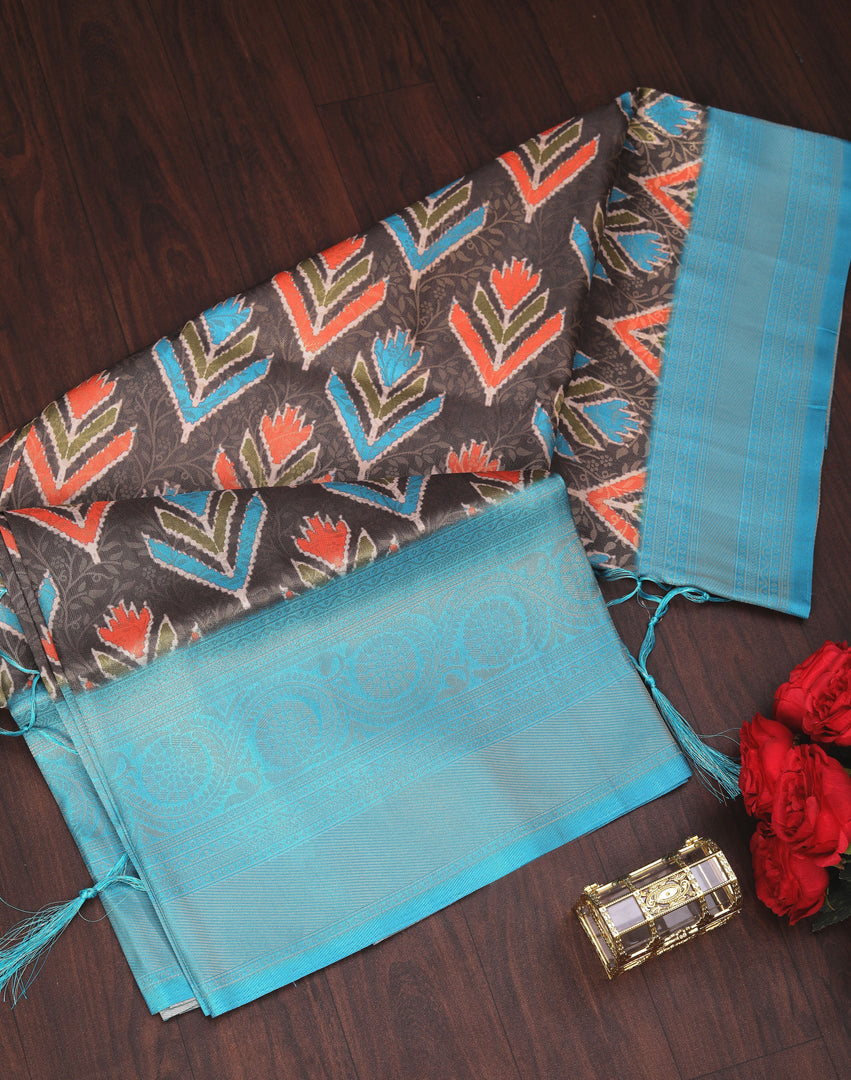 Stunning Handloom Ikkat Print Saree With Digital Weave
