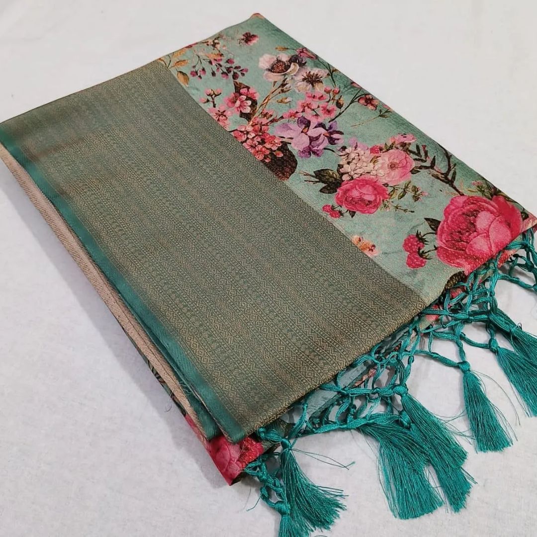 Timeless Blue Soft Silk Saree With Kubera Pattu Border And Digital Patterns