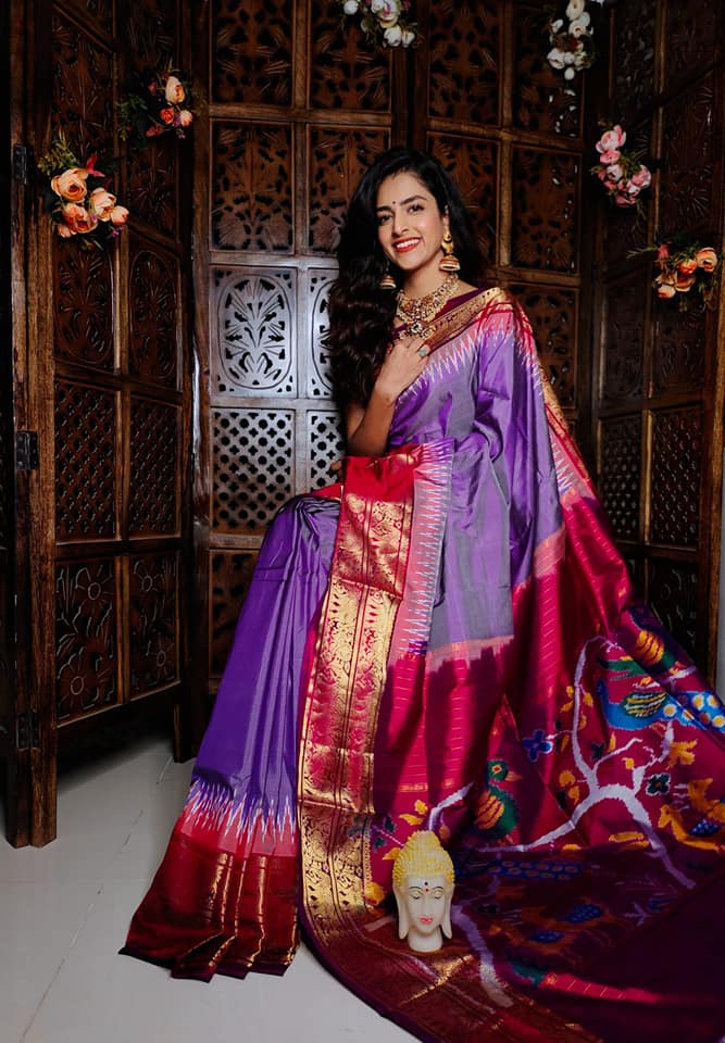 Cultural Handloom Soft Silk Saree With Kanchi-Inspired Ikkat Print