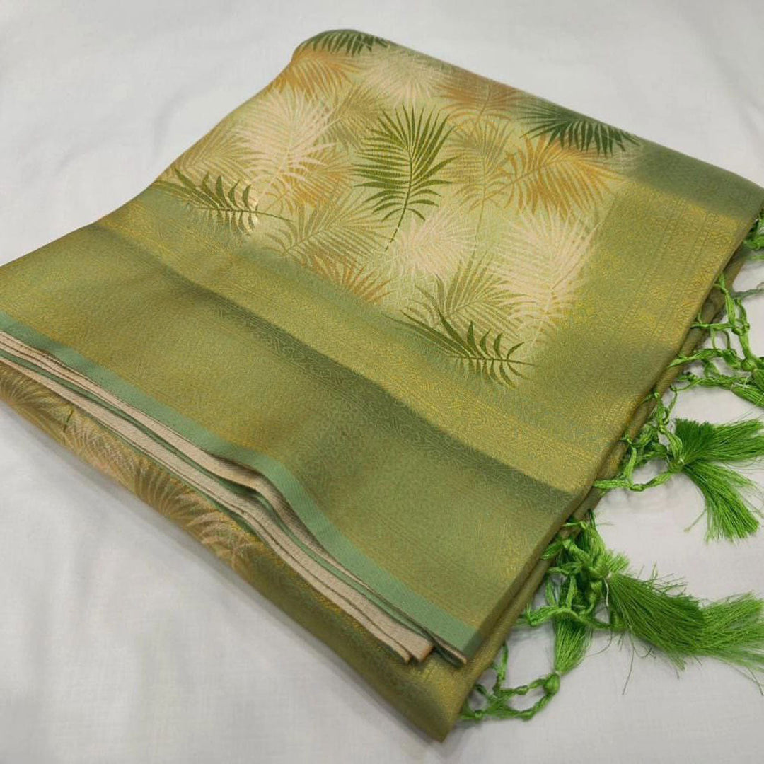 Urban Royalty Green Soft Silk Saree With Digital Prints