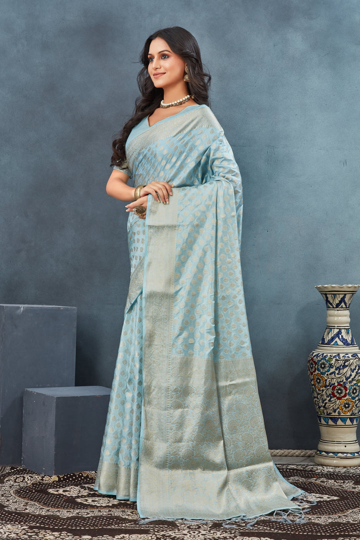 Luxurious Light Blue Handloom Georgette Silk Saree With Detailed Weaving