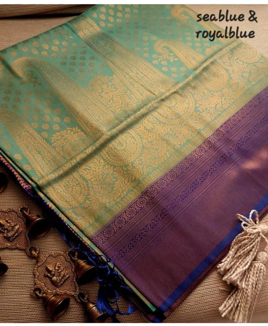 Classic Green And Purple Traditional Kubera Pattu Saree With Dual Tone Pallu In Soft Silk