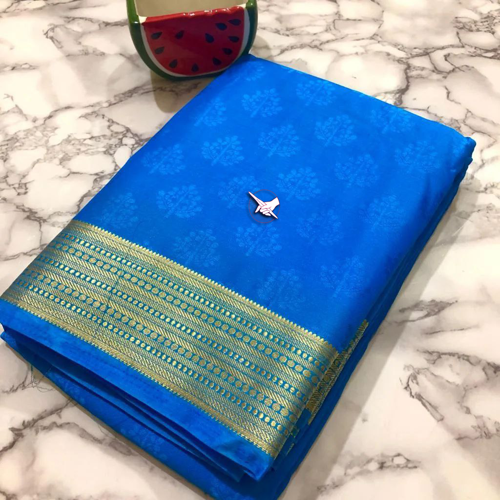 🥰 Elegant Sky Blue Apoorva semi-silk saree with soft texture and delicate shine.🥰
