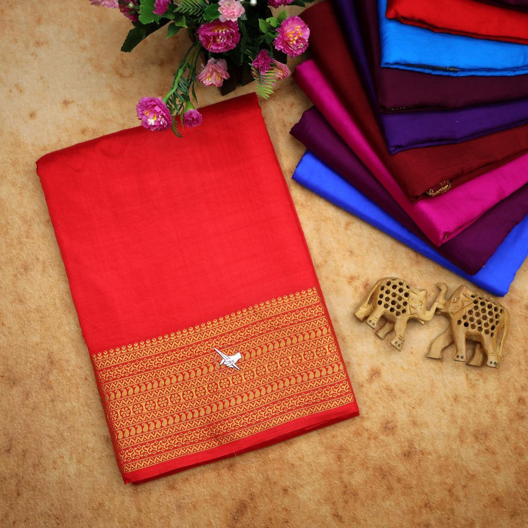 🥰Exclusive Zari Border Red Plain Mysore Silk Saree.🥰