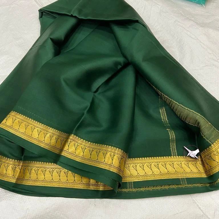 🥰 Exclusive Zari Border Green Plain Mysore Silk Saree.🥰