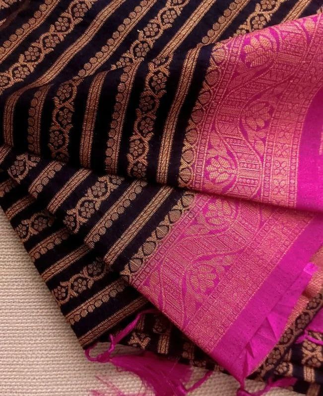 Stylish Pink And Black Kubera Pattu Silk Saree With Soft Texture And Dual-Tone Contrast Pallu