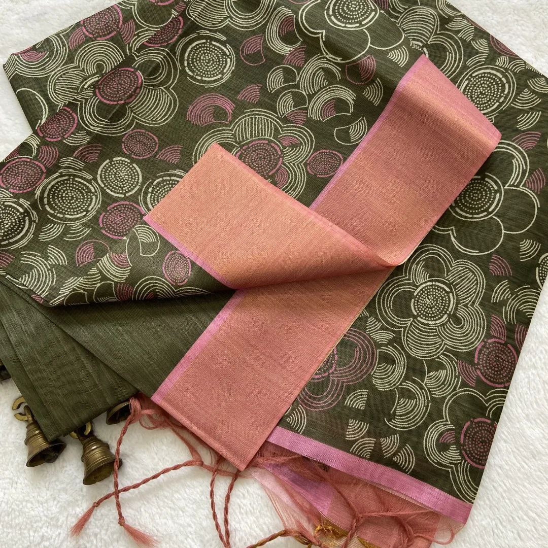 Charming Handloom-Inspired Soft Silk Saree With Assam Pattu Digital Ar