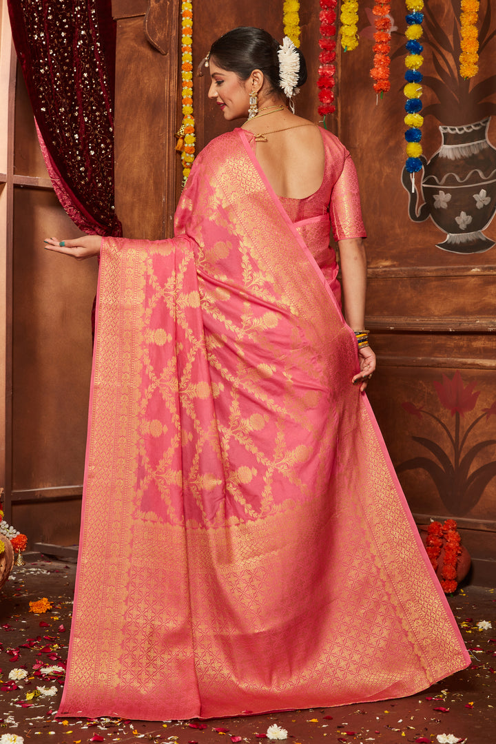 Drape Traditions, Embrace Trends
