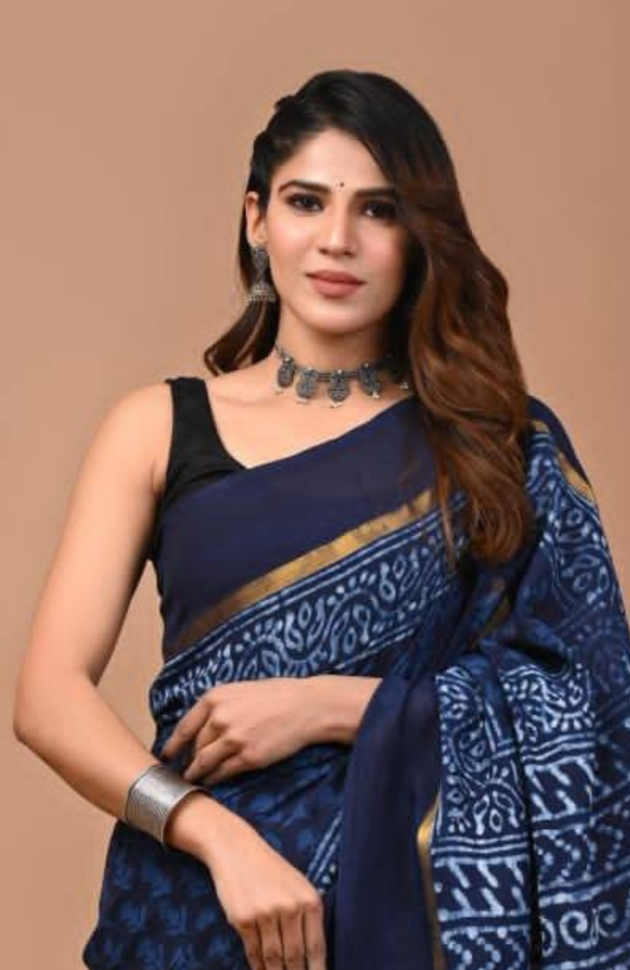 Flow in Fashion | Buy Luxury Sarees