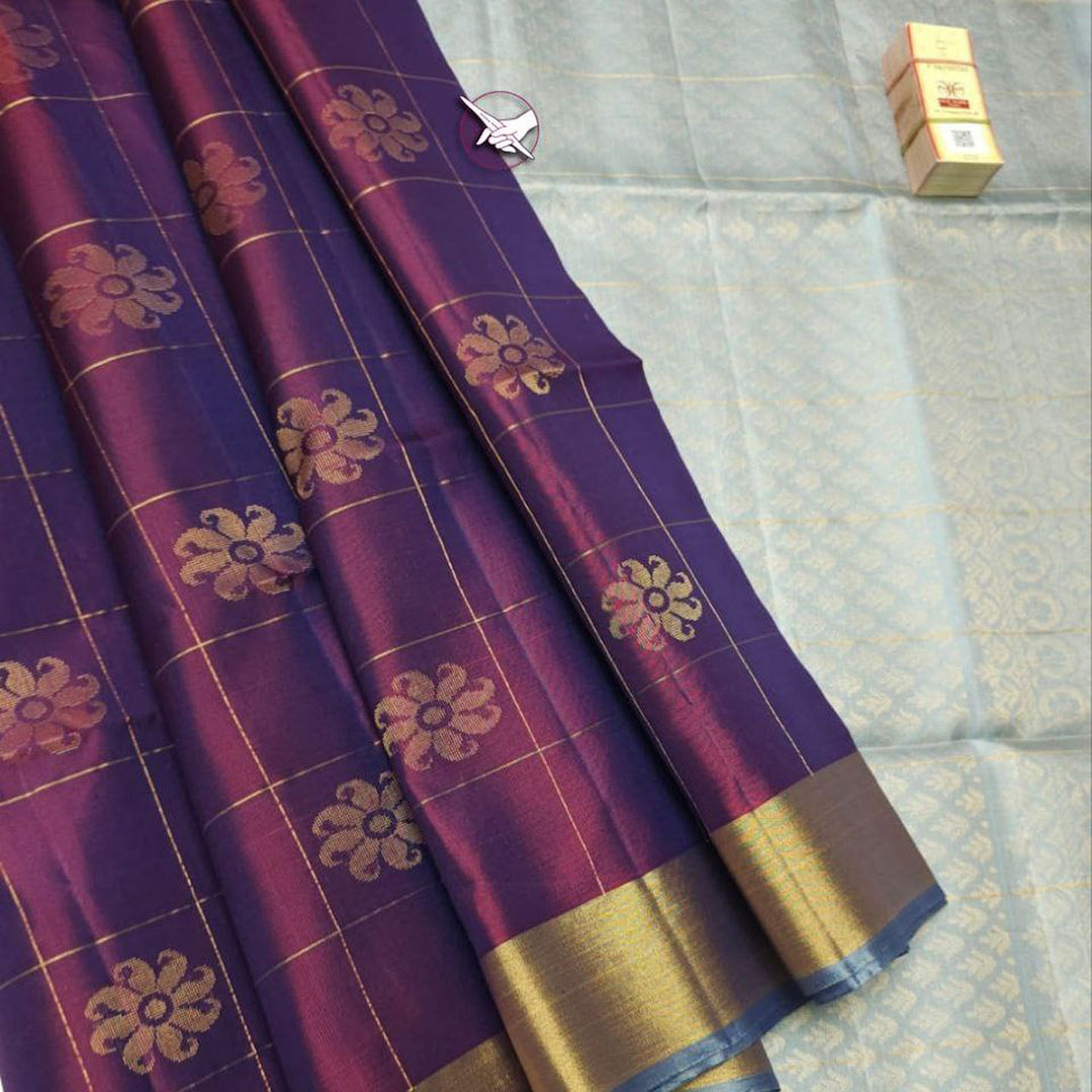 Purple Kanchipuram Lichi Silk Saree With Beautiful Pallu