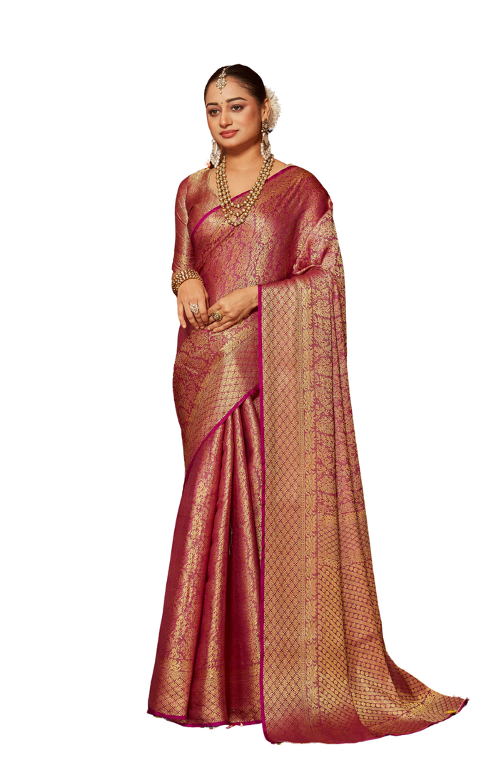 Minimalist Drapes: Simple Sarees, Big Impact