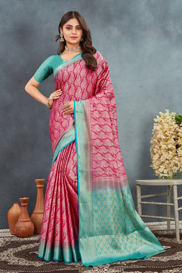 Sarees Online – Shop Latest Designer & Traditional Sarees