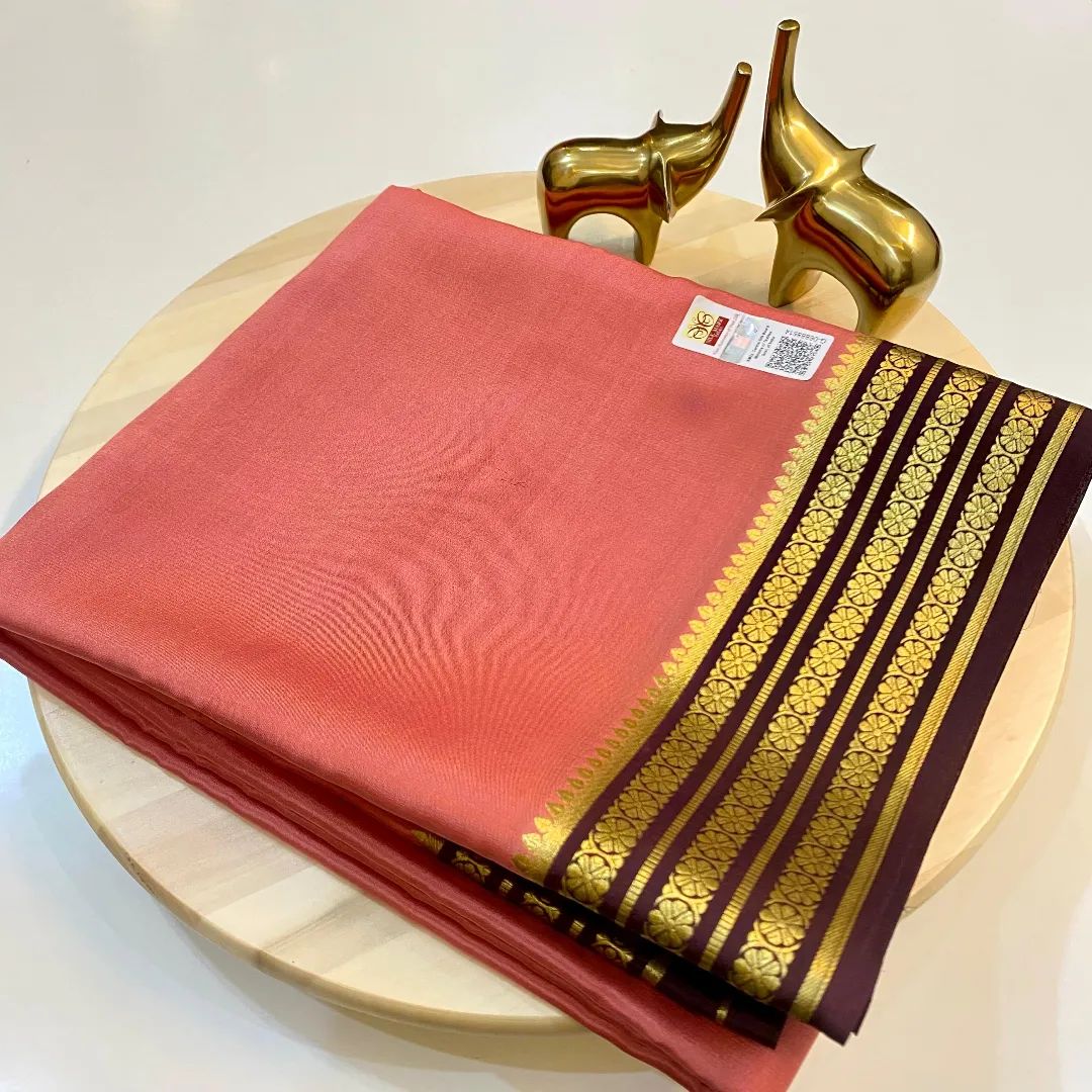 🥰 Exclusive Zari Border Black Nd Green Colour Plain Mysore Silk Saree.🥰