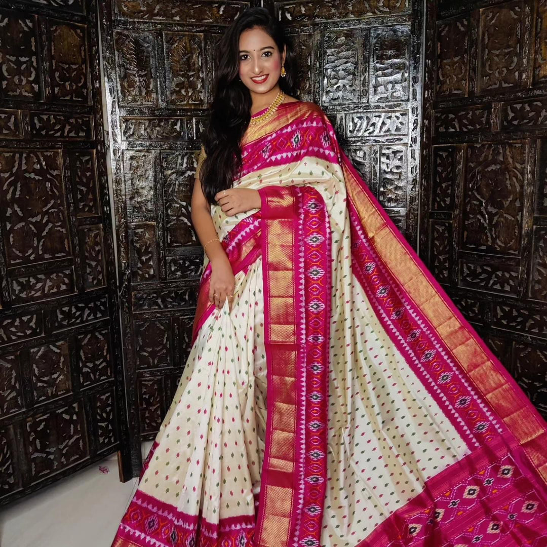 Vibrant Ikkat Printed Handloom Soft Silk Saree For Ethnic Occasions