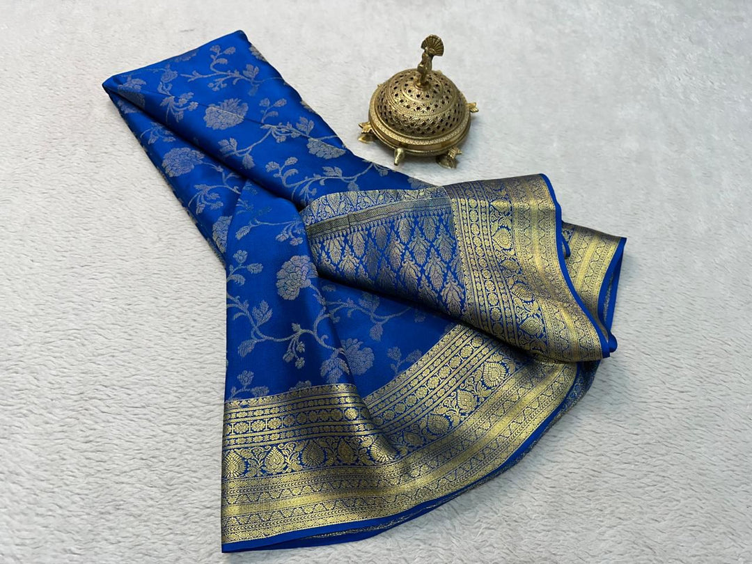 Graceful Splendor: Silk Brocade Saree with Majestic Zari and Regal Pallu