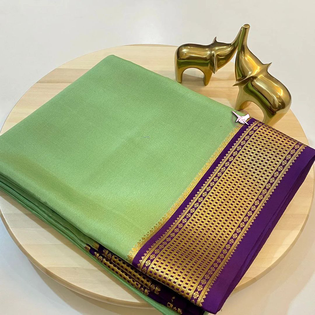 🥰 Exclusive  Zari Border Green  with Purple    Colour Plain Mysore Silk Saree.🥰