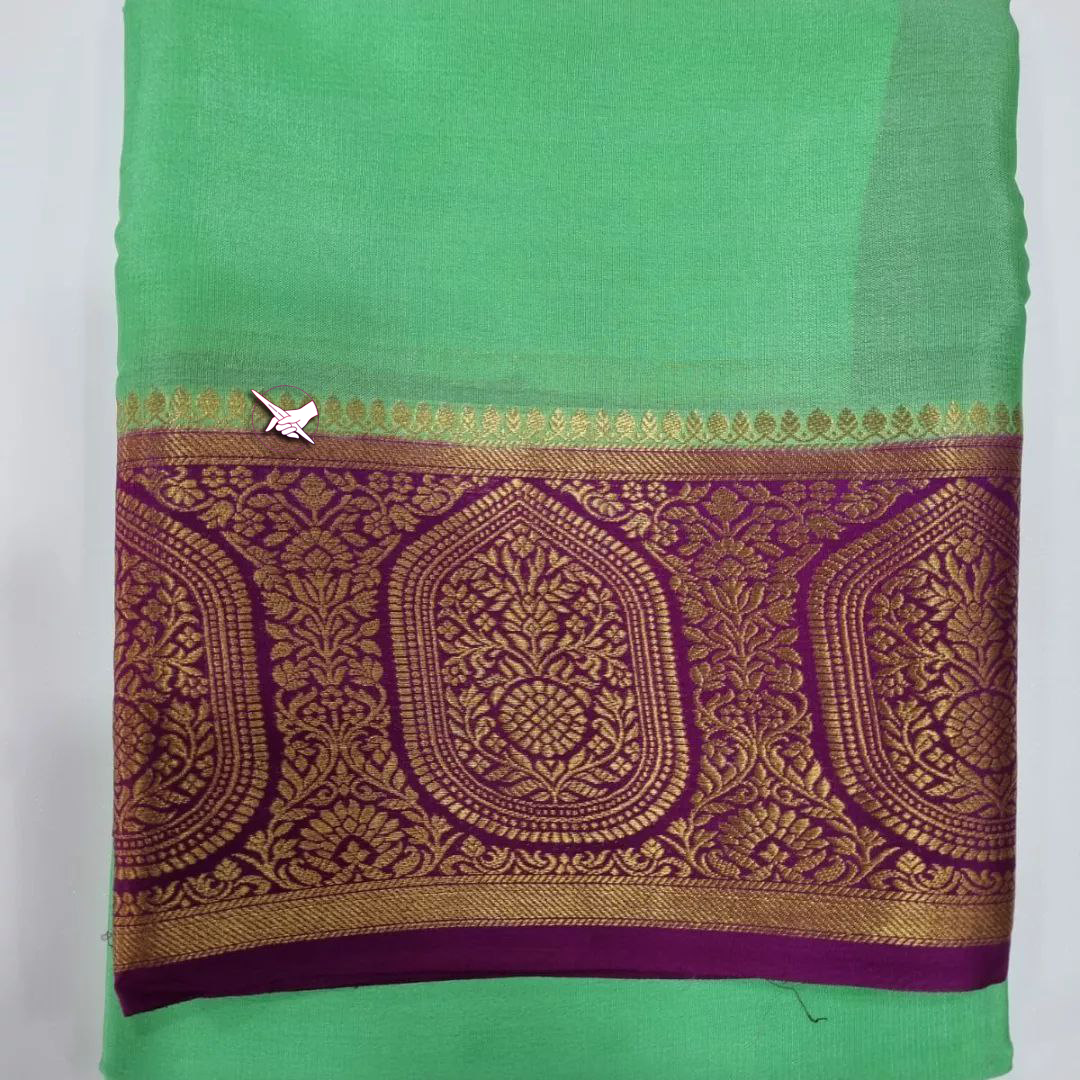 🥰Exclusive Zari Border Green  With Purple Colour Plain Mysore Silk Saree.🥰