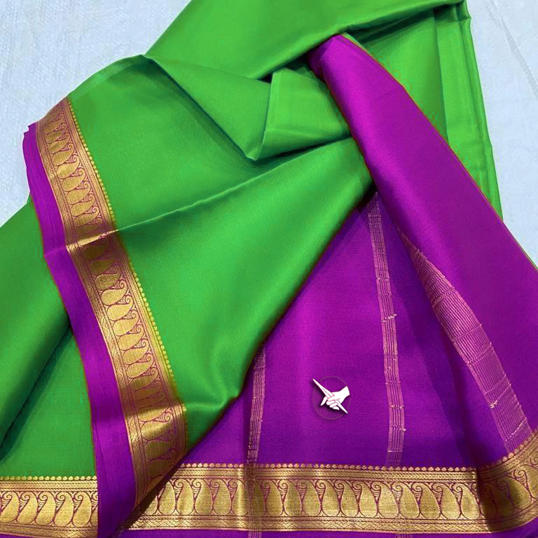 🥰Exclusive  Zari Border Green nd Purple  Colour Plain Mysore Silk Saree.🥰