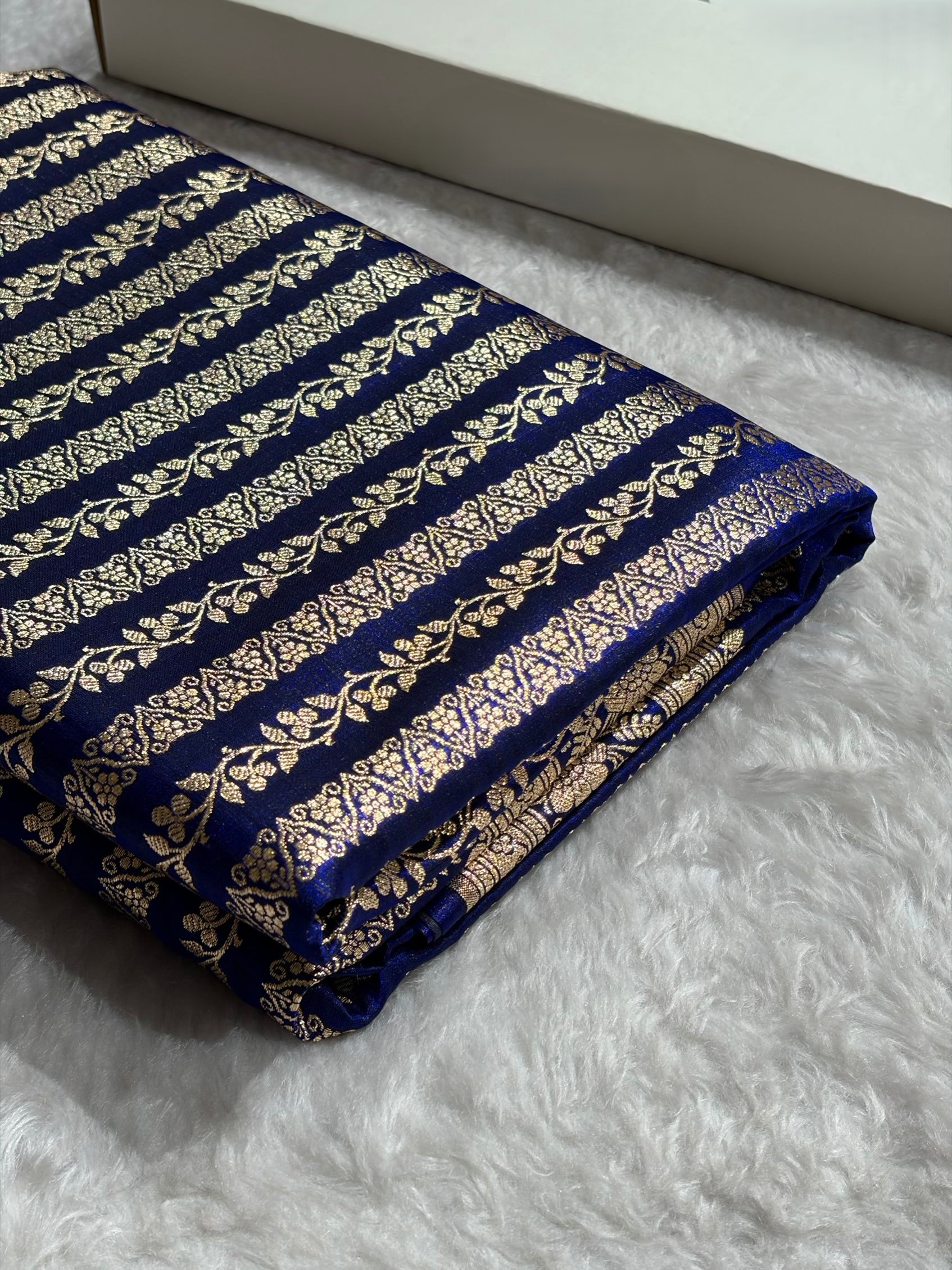 NEVY BLUE (3)